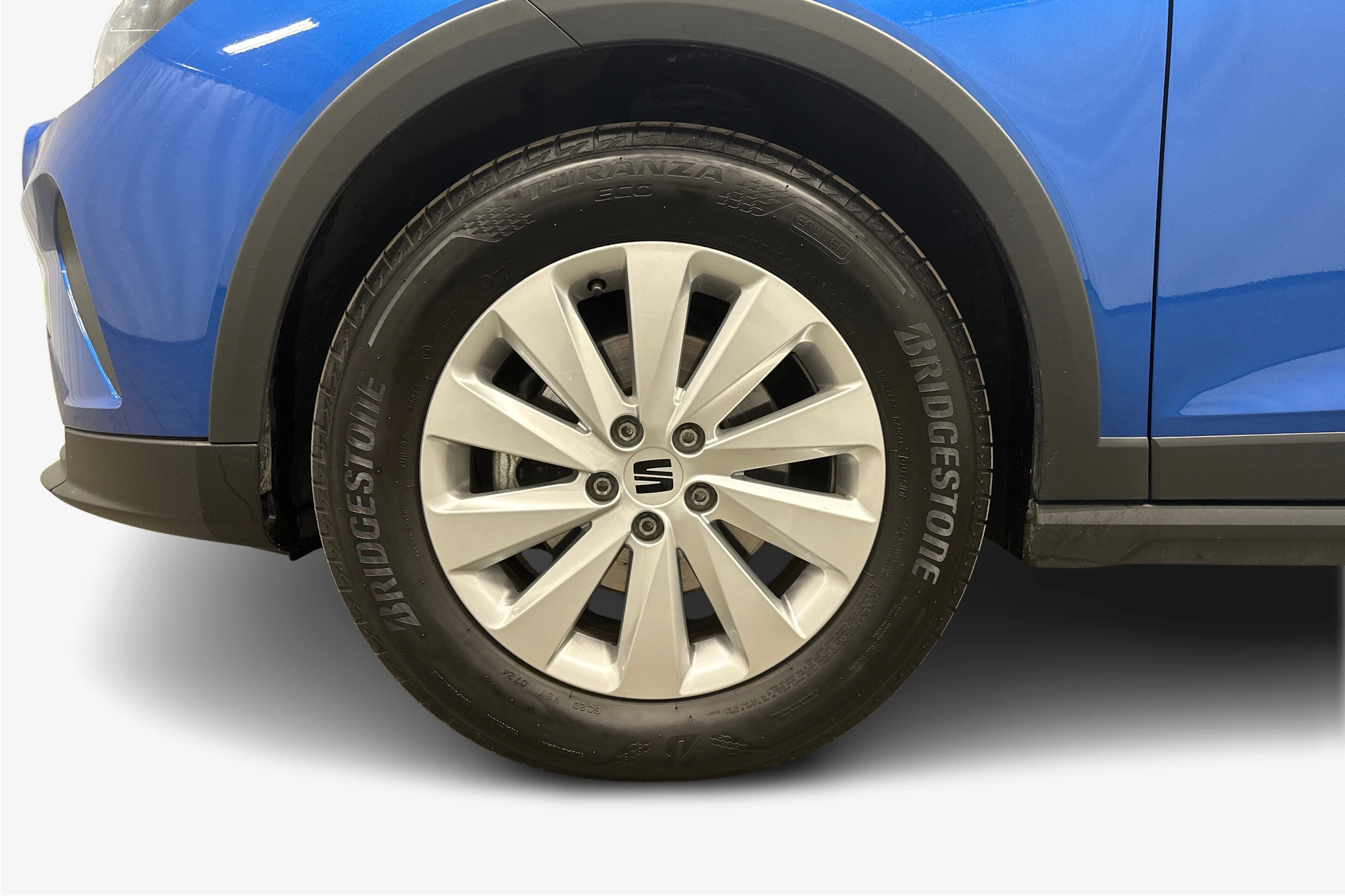 sininen SEAT Arona 2024 kuva 9.