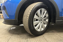 sininen SEAT Arona 2024 kuva 10.