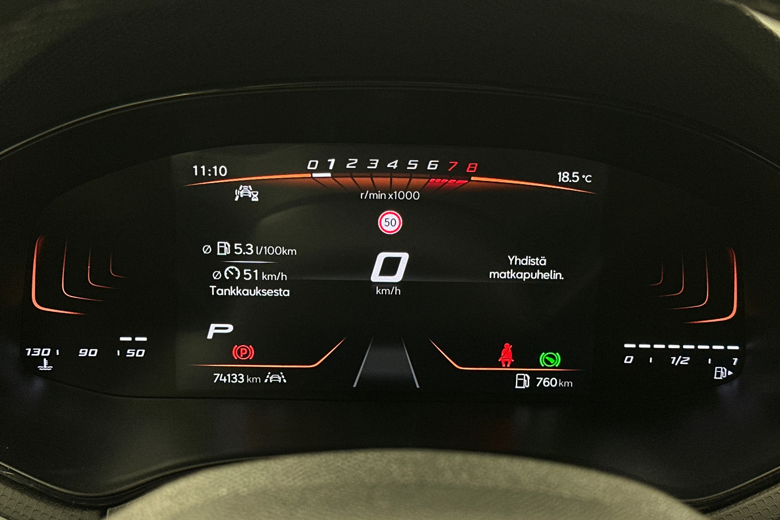 sininen SEAT Arona 2024 kuva 13.