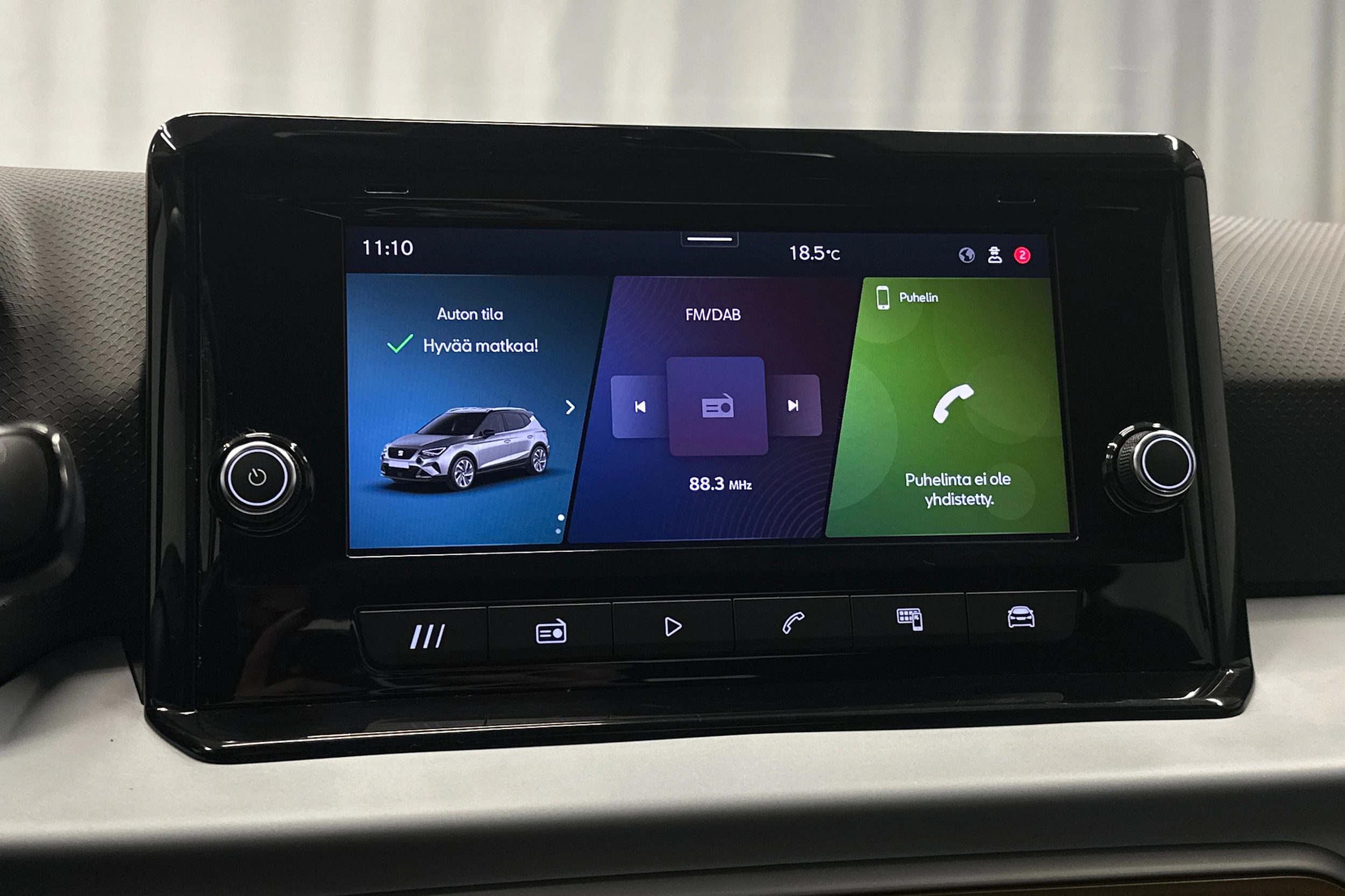 sininen SEAT Arona 2024 kuva 16.