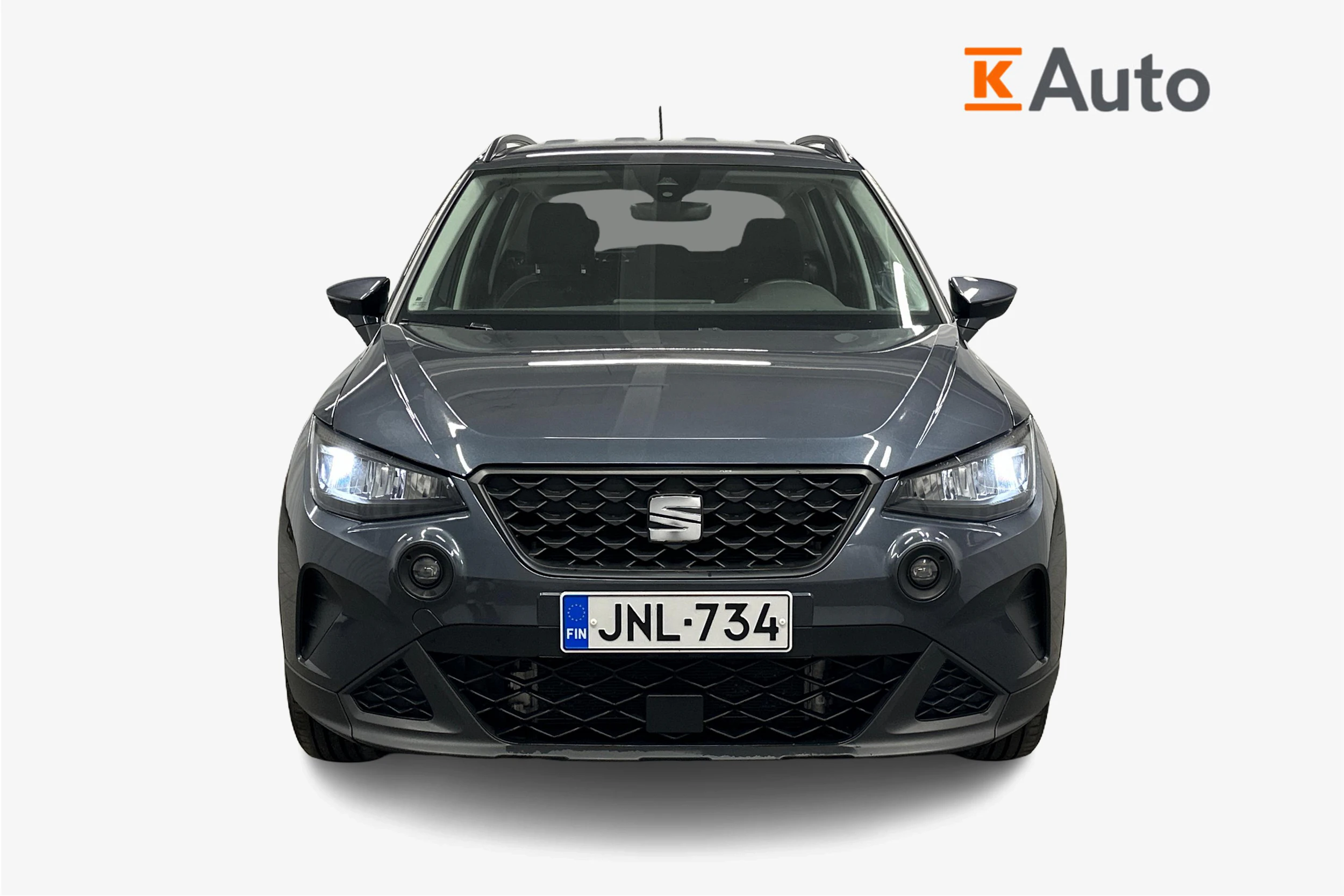 harmaa SEAT Arona 2024 kuva 4.