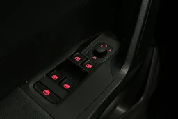harmaa SEAT Arona 2024 kuva 13.