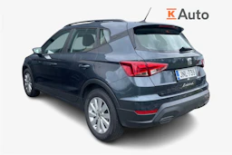 harmaa SEAT Arona 2024 kuva 2.