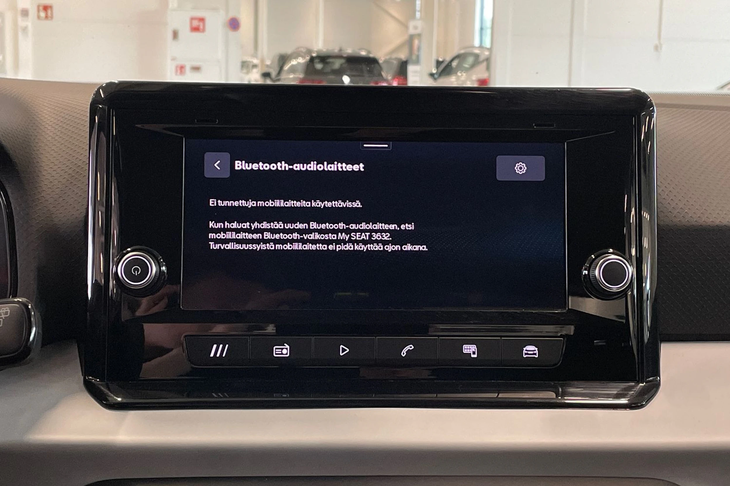 harmaa SEAT Arona 2024 kuva 18.