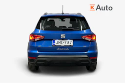 sininen SEAT Arona 2024 kuva 3.