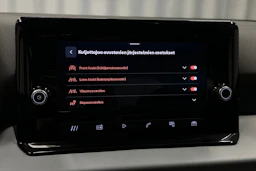 sininen SEAT Arona 2024 kuva 24.