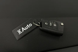 sininen SEAT Arona 2024 kuva 30.