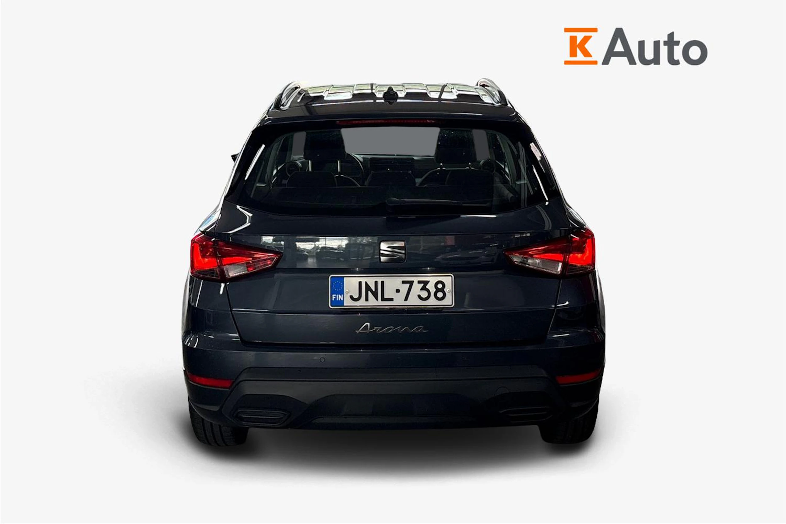 harmaa SEAT Arona 2024 kuva 3.