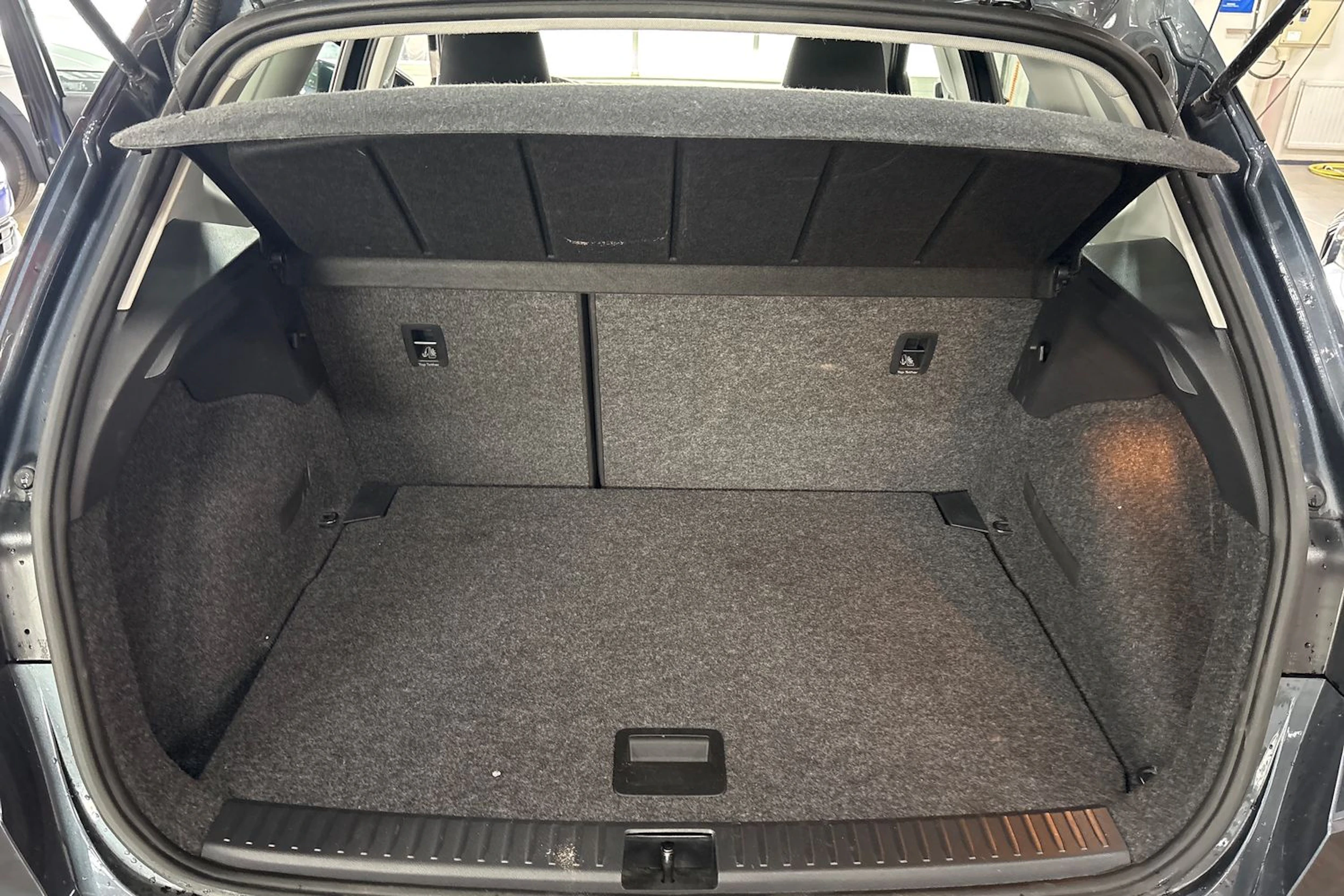 harmaa SEAT Arona 2024 kuva 20.
