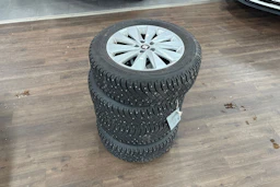 harmaa SEAT Arona 2024 kuva 21.