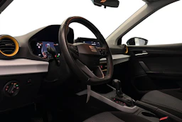 musta SEAT Arona 2024 kuva 3.