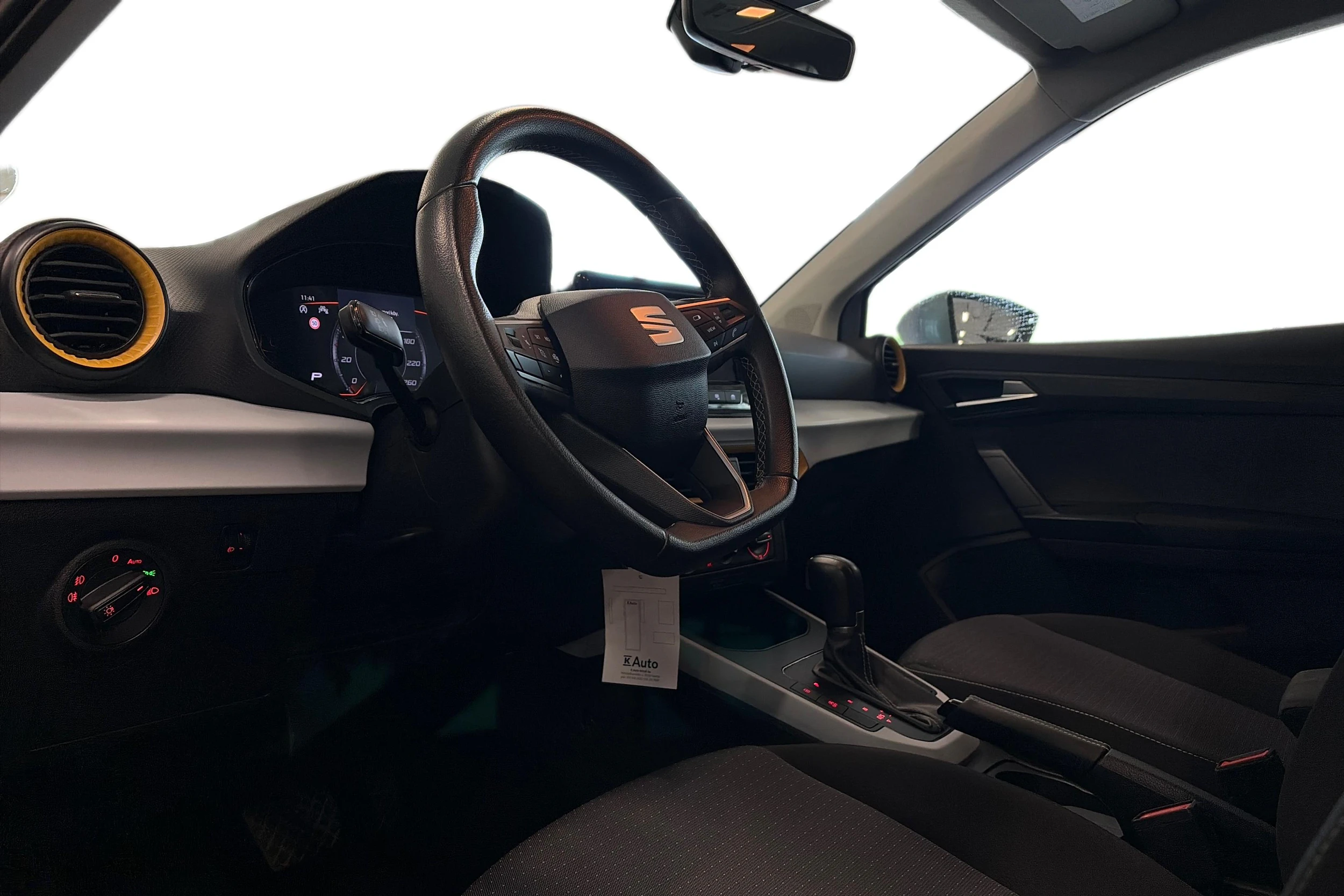 hopea SEAT Arona 2024 kuva 3.