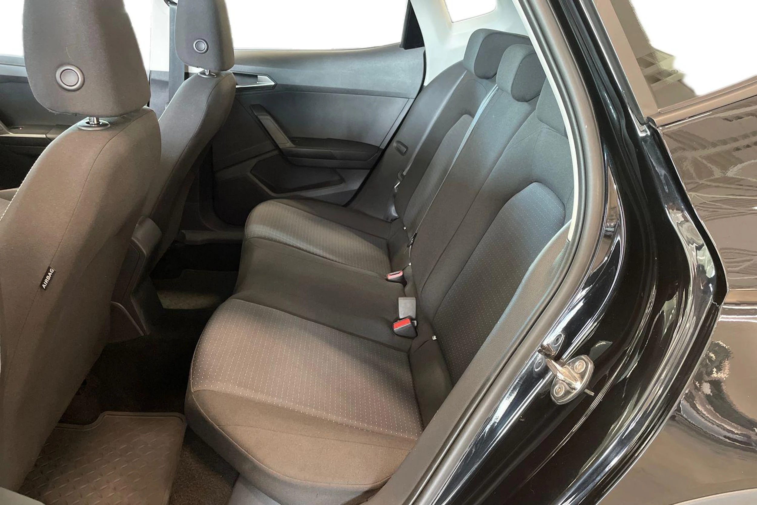 musta SEAT Arona 2024 kuva 8.