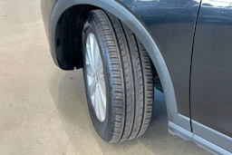 musta SEAT Arona 2024 kuva 10.