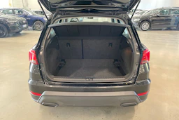 musta SEAT Arona 2024 kuva 26.