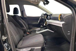musta SEAT Arona 2024 kuva 9.