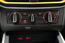 musta SEAT Arona 2024 kuva 21.