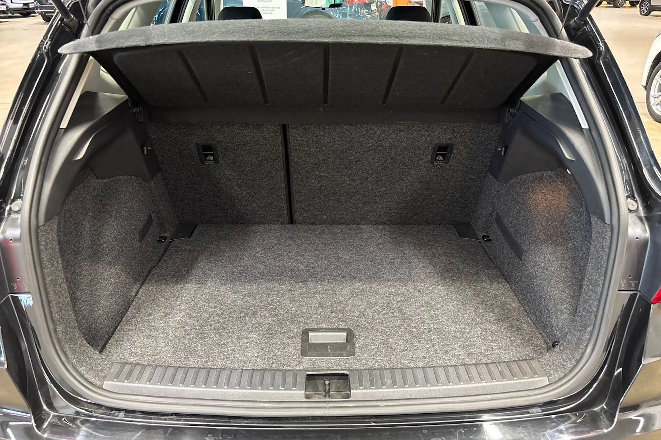 musta SEAT Arona 2024 kuva 23.