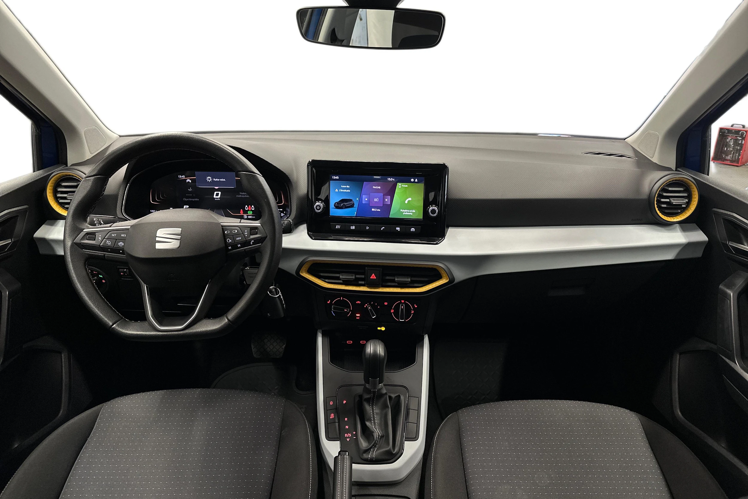 sininen SEAT Arona 2024 kuva 9.
