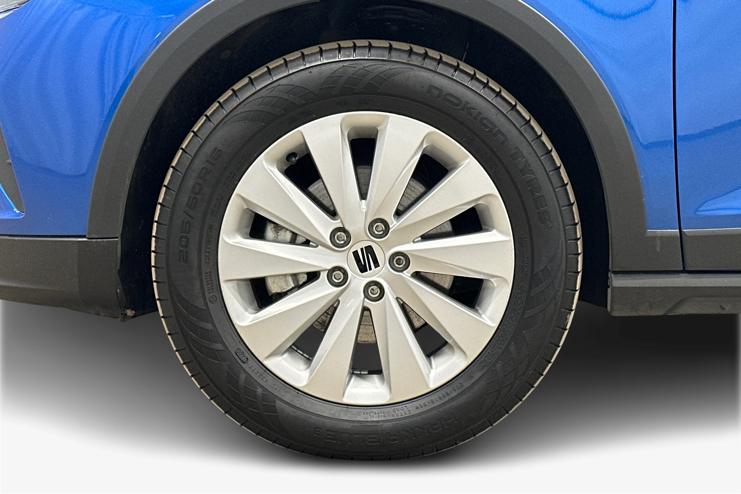 sininen SEAT Arona 2024 kuva 12.