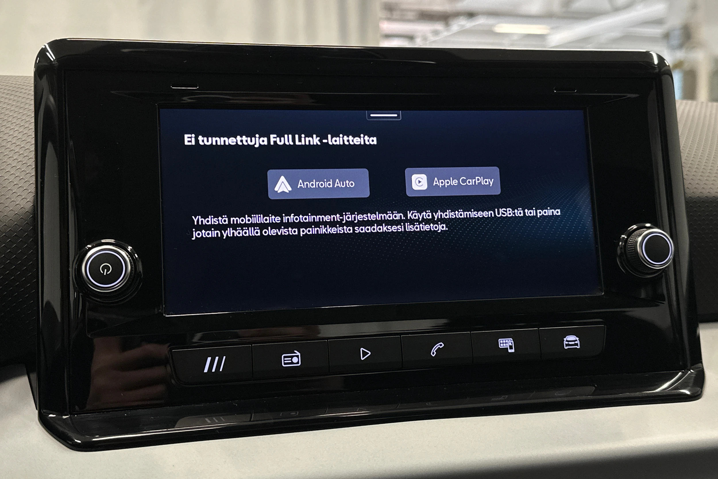 sininen SEAT Arona 2024 kuva 21.