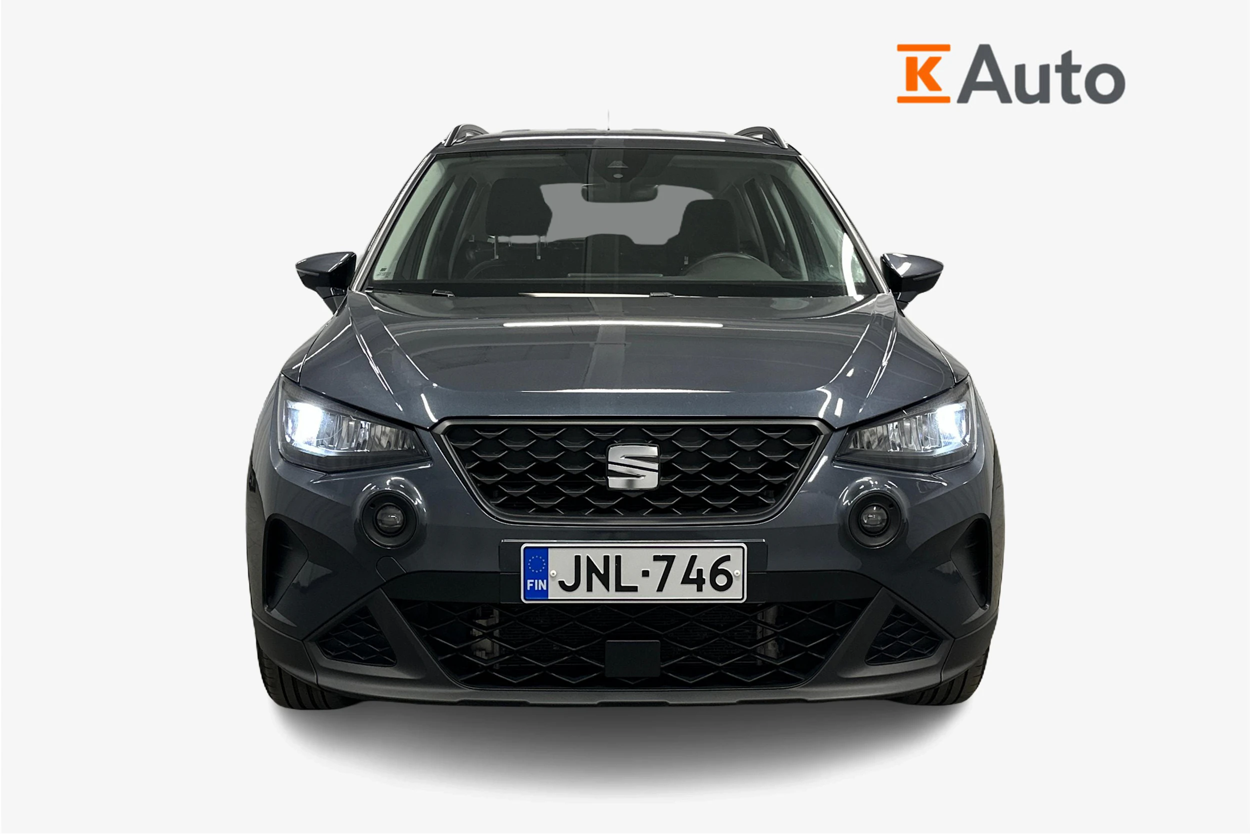 harmaa SEAT Arona 2024 kuva 4.