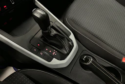 harmaa SEAT Arona 2024 kuva 28.