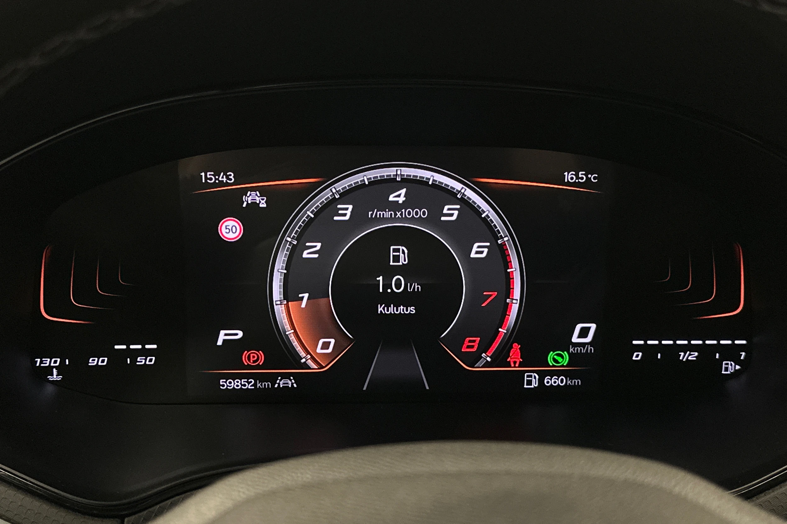 sininen SEAT Arona 2024 kuva 13.