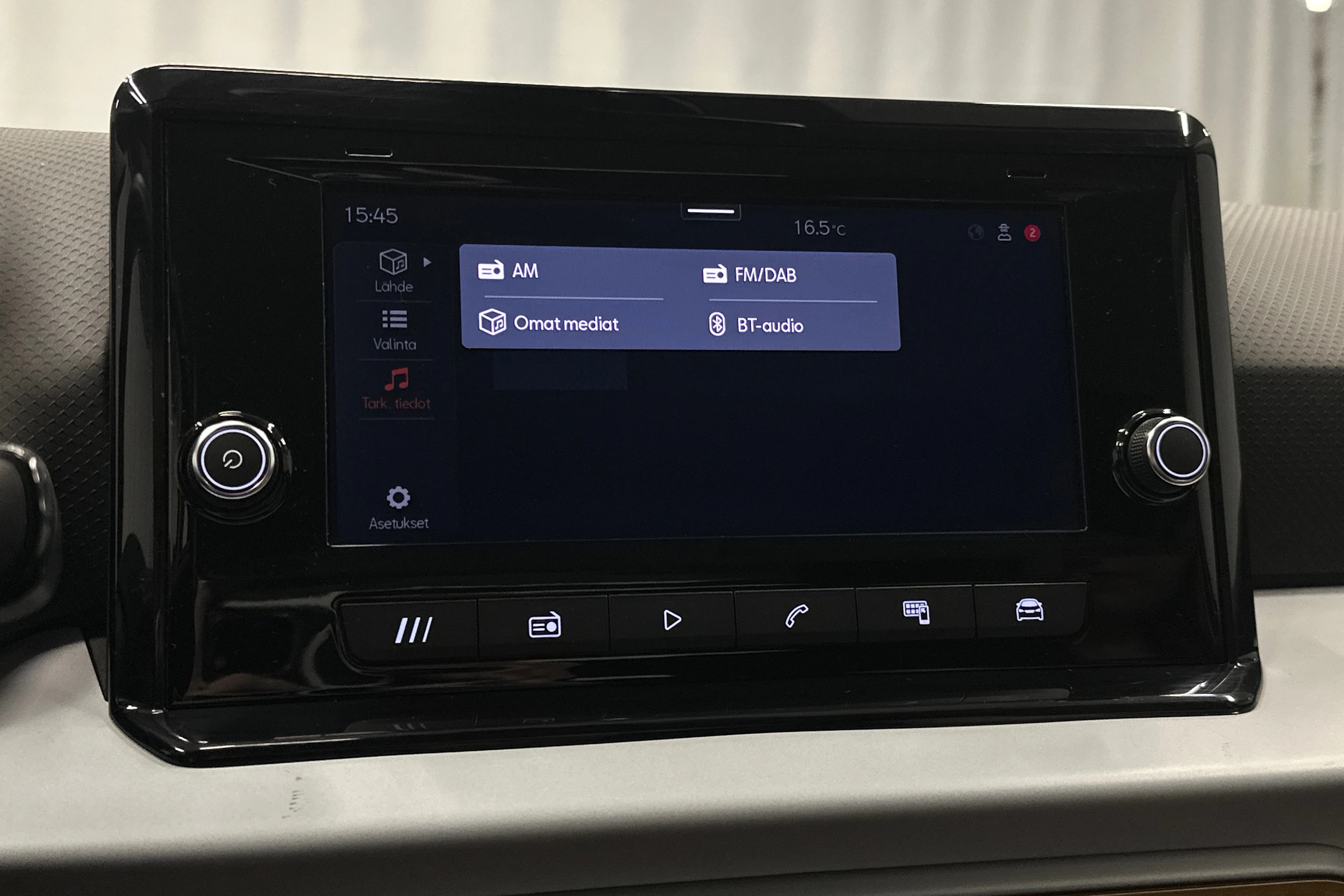 sininen SEAT Arona 2024 kuva 22.