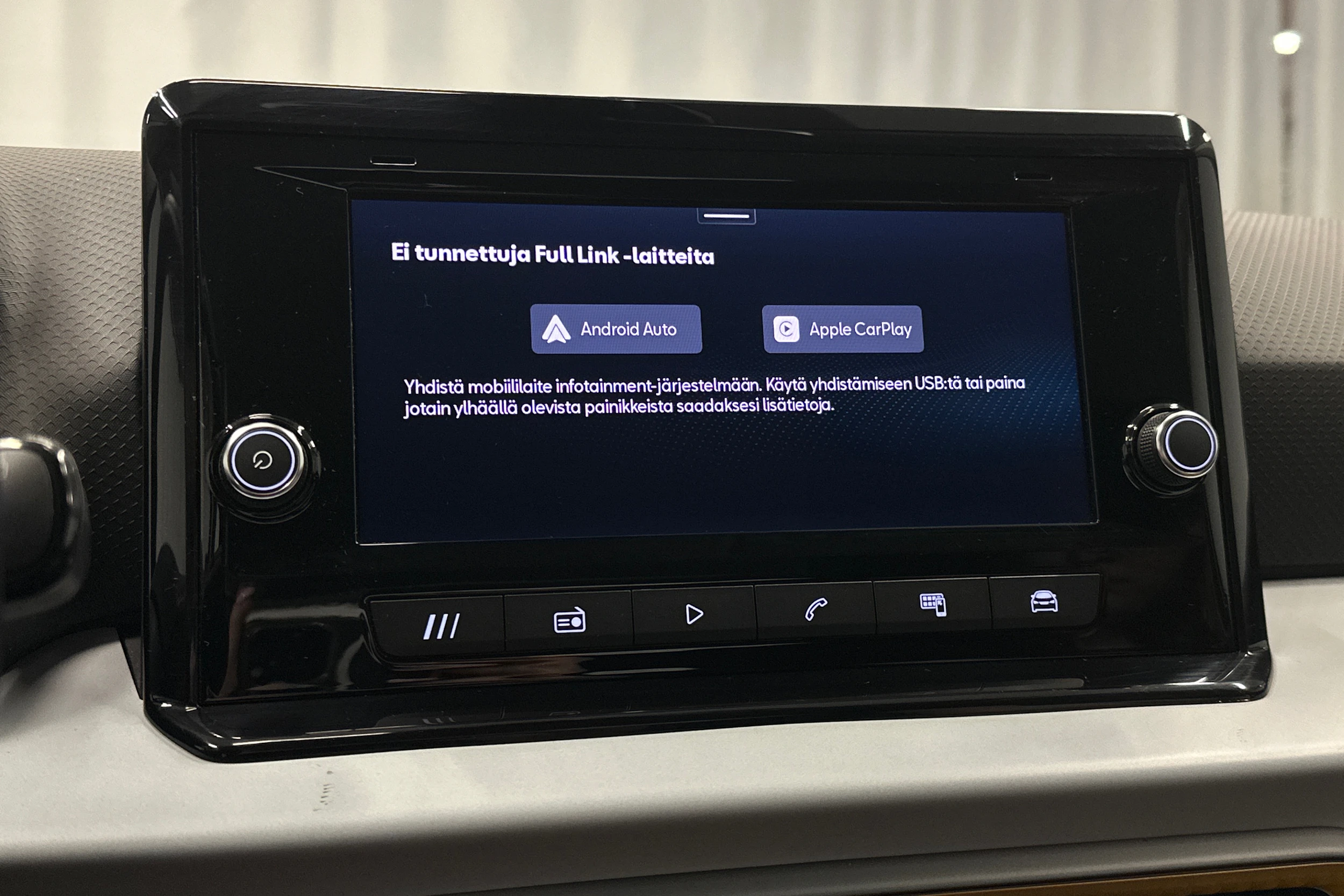 sininen SEAT Arona 2024 kuva 23.