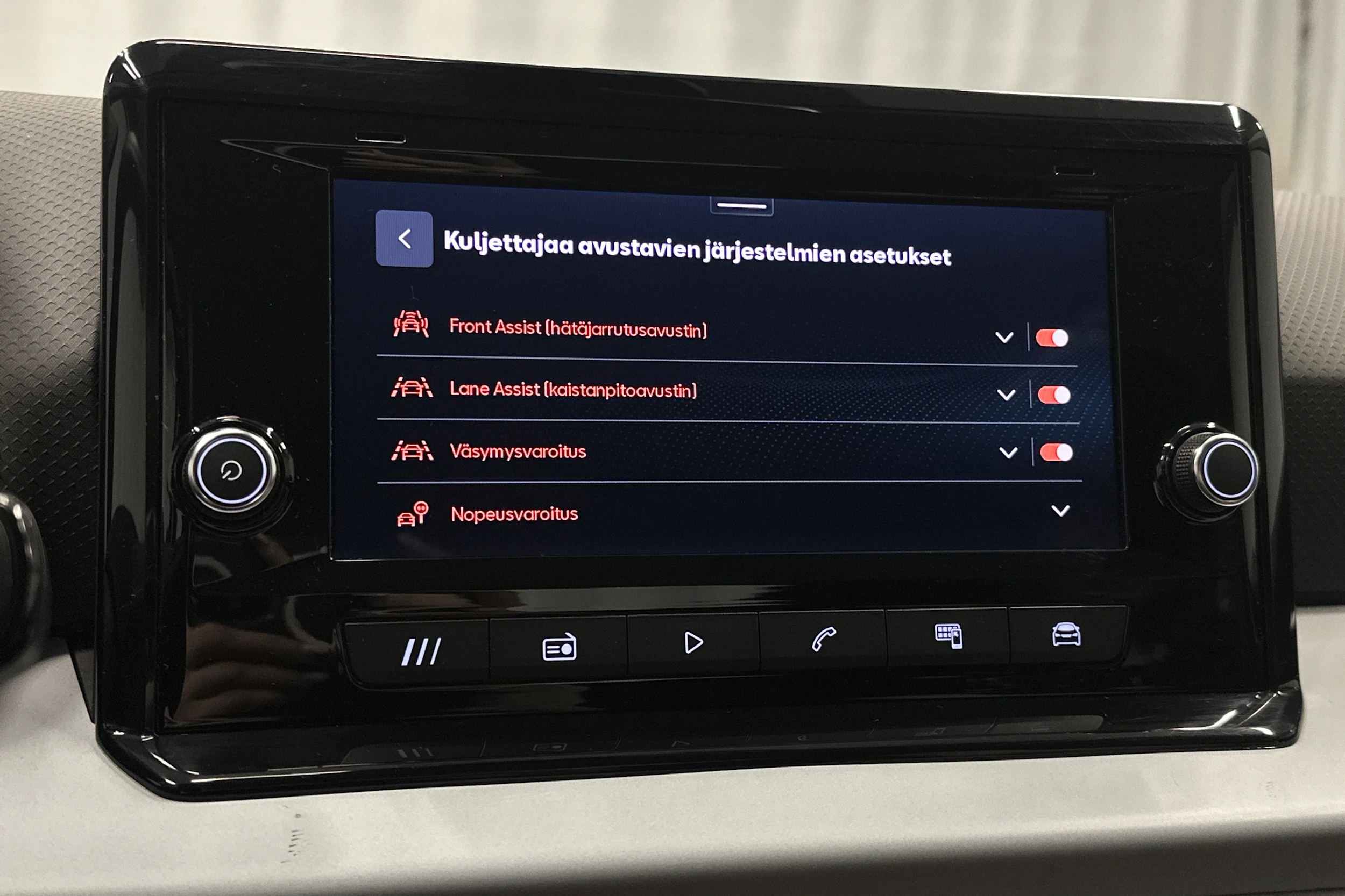 sininen SEAT Arona 2024 kuva 25.