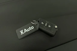 sininen SEAT Arona 2024 kuva 32.