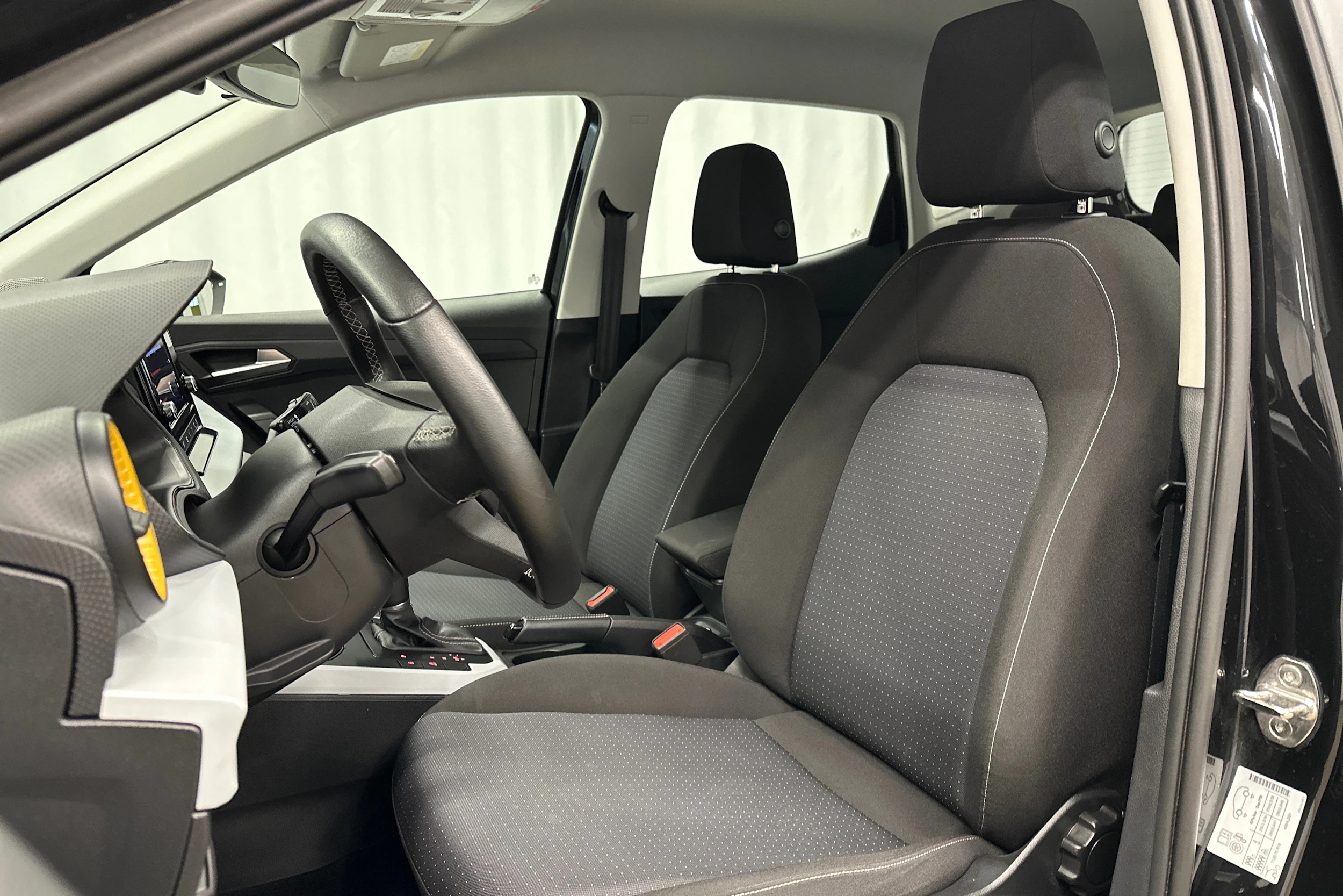 musta SEAT Arona 2024 kuva 23.