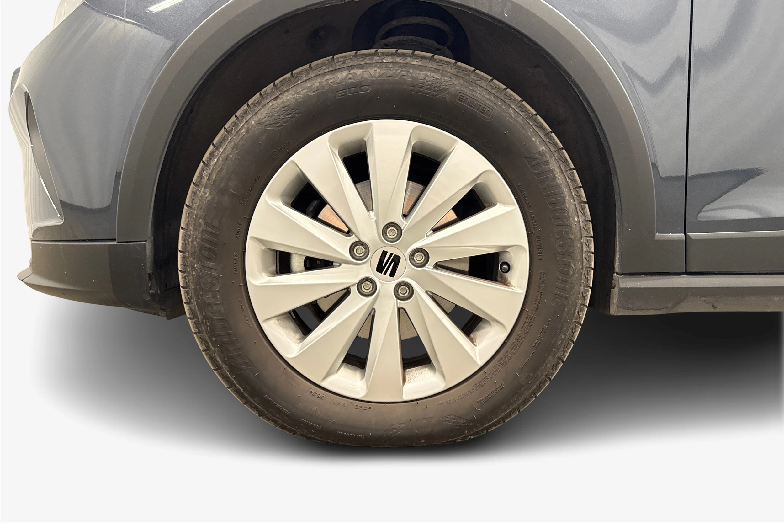 harmaa SEAT Arona 2024 kuva 9.