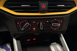 harmaa SEAT Arona 2024 kuva 27.