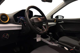 musta SEAT Arona 2024 kuva 3.