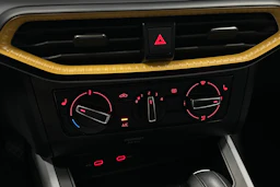 musta SEAT Arona 2024 kuva 27.