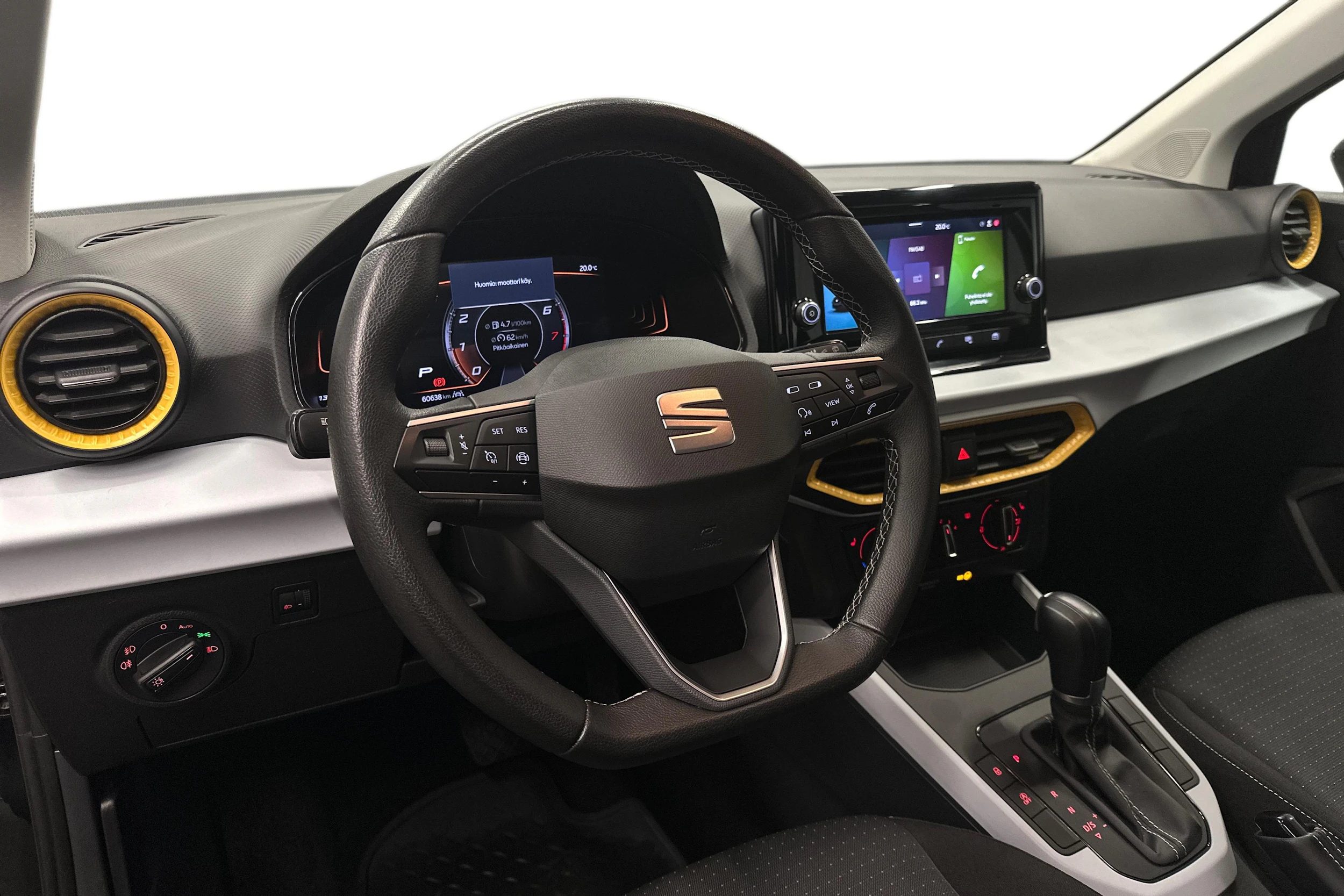 musta SEAT Arona 2024 kuva 6.