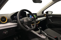 musta SEAT Arona 2024 kuva 6.