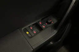 sininen SEAT Arona 2024 kuva 15.