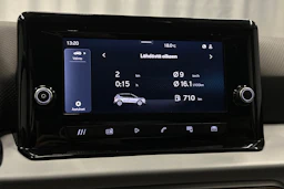 sininen SEAT Arona 2024 kuva 21.