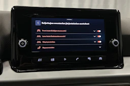 sininen SEAT Arona 2024 kuva 24.