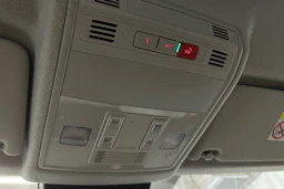 sininen SEAT Arona 2024 kuva 28.