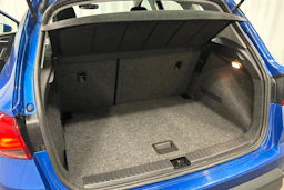 sininen SEAT Arona 2024 kuva 30.