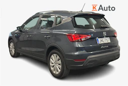 harmaa SEAT Arona 2024 kuva 2.
