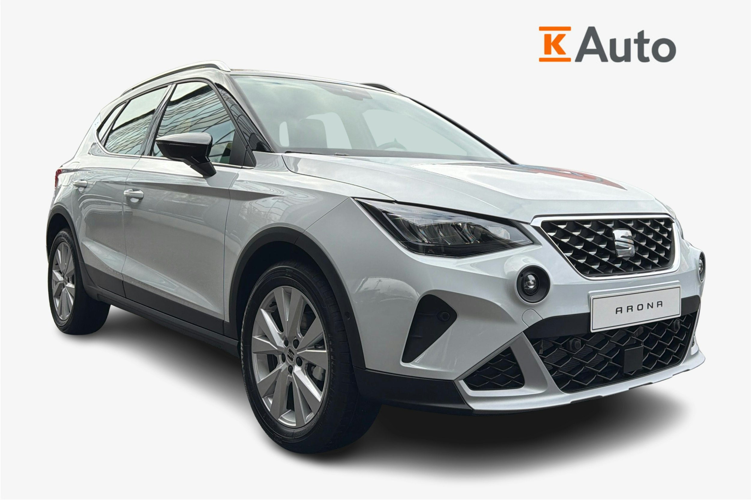 valkoinen SEAT Arona 2025 kuva 1.