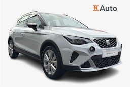 valkoinen SEAT Arona 2025 kuva 1.