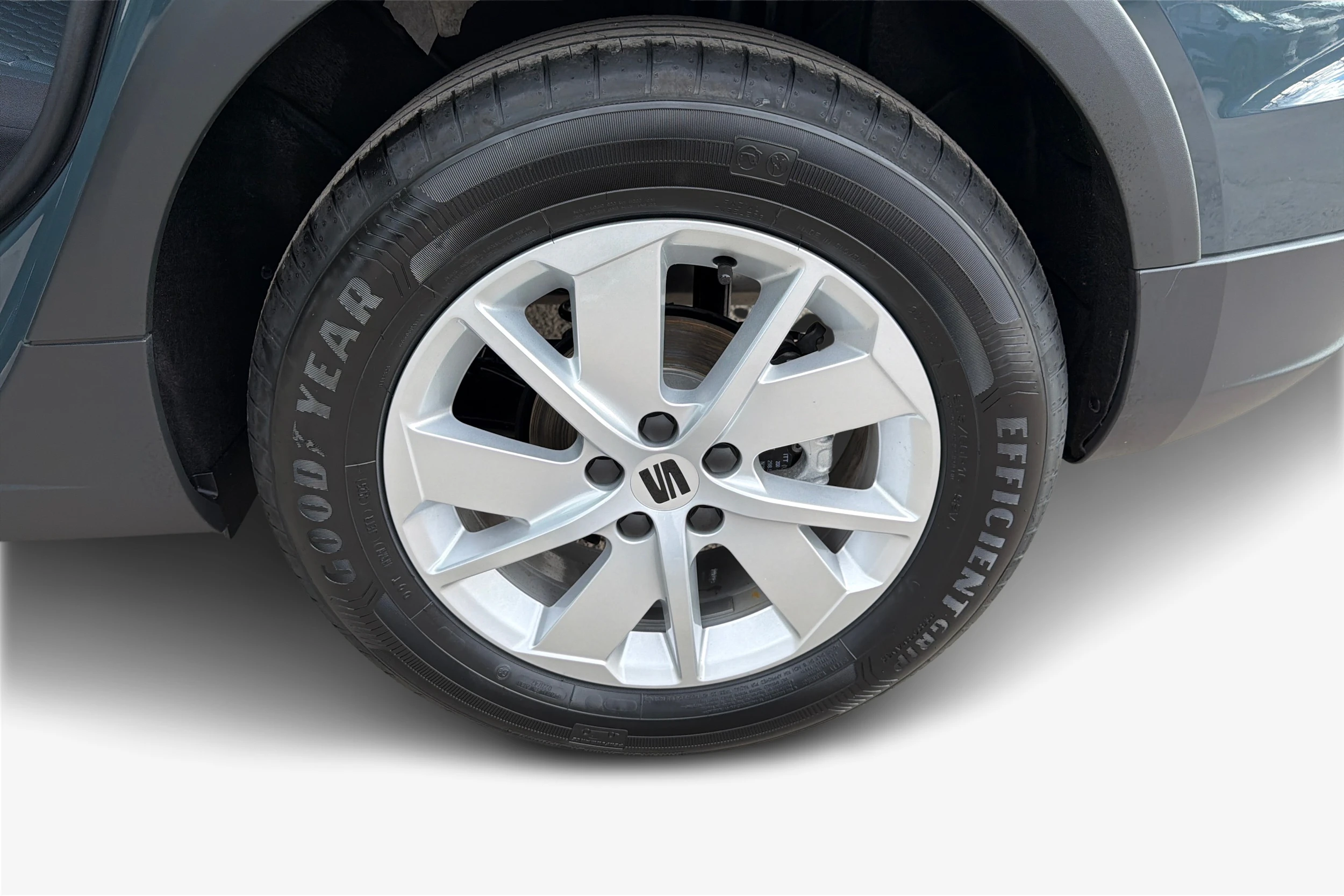 sininen SEAT Arona 2025 kuva 9.
