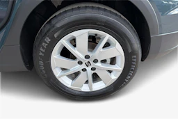 sininen SEAT Arona 2025 kuva 9.
