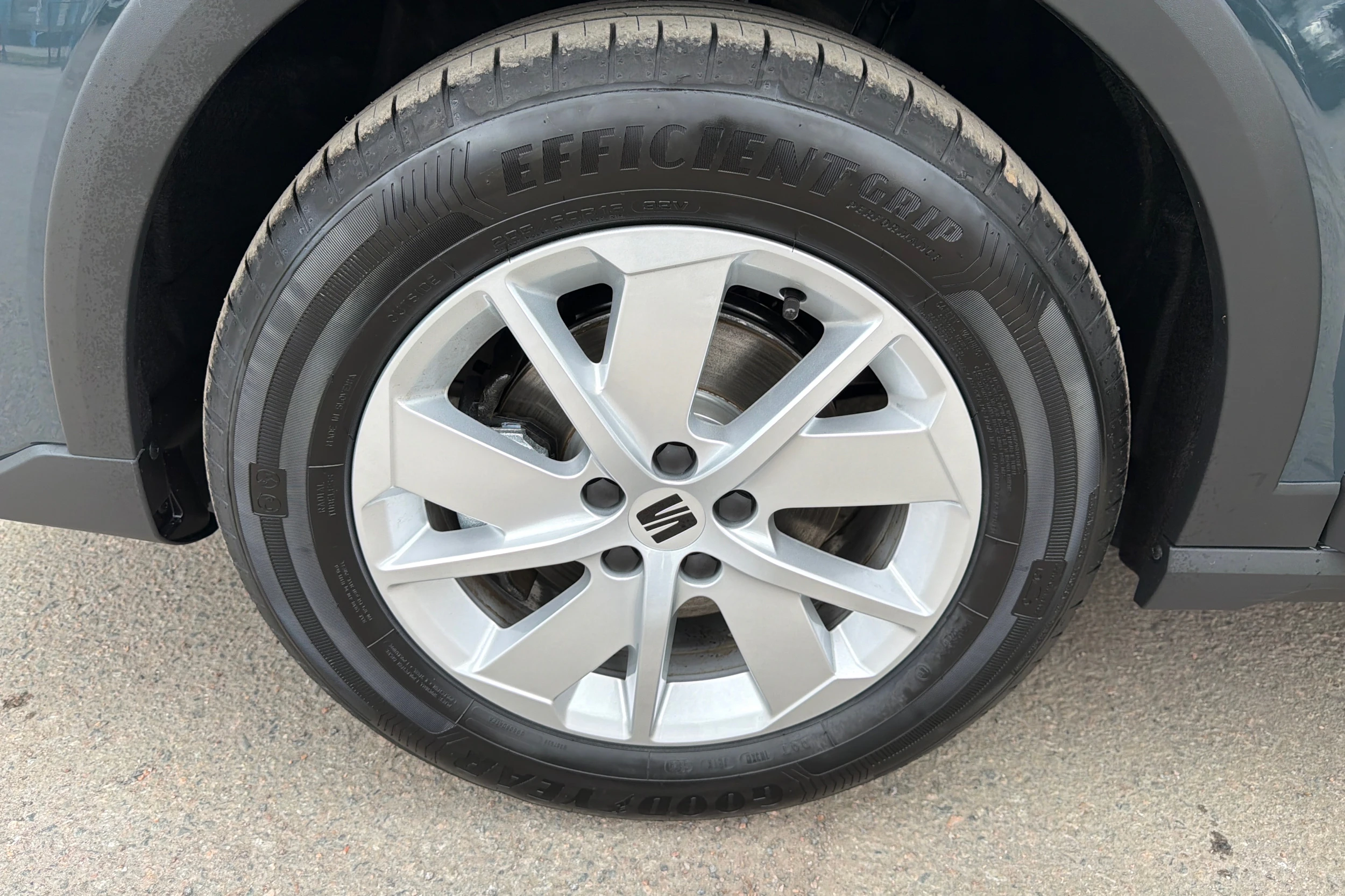 sininen SEAT Arona 2025 kuva 10.